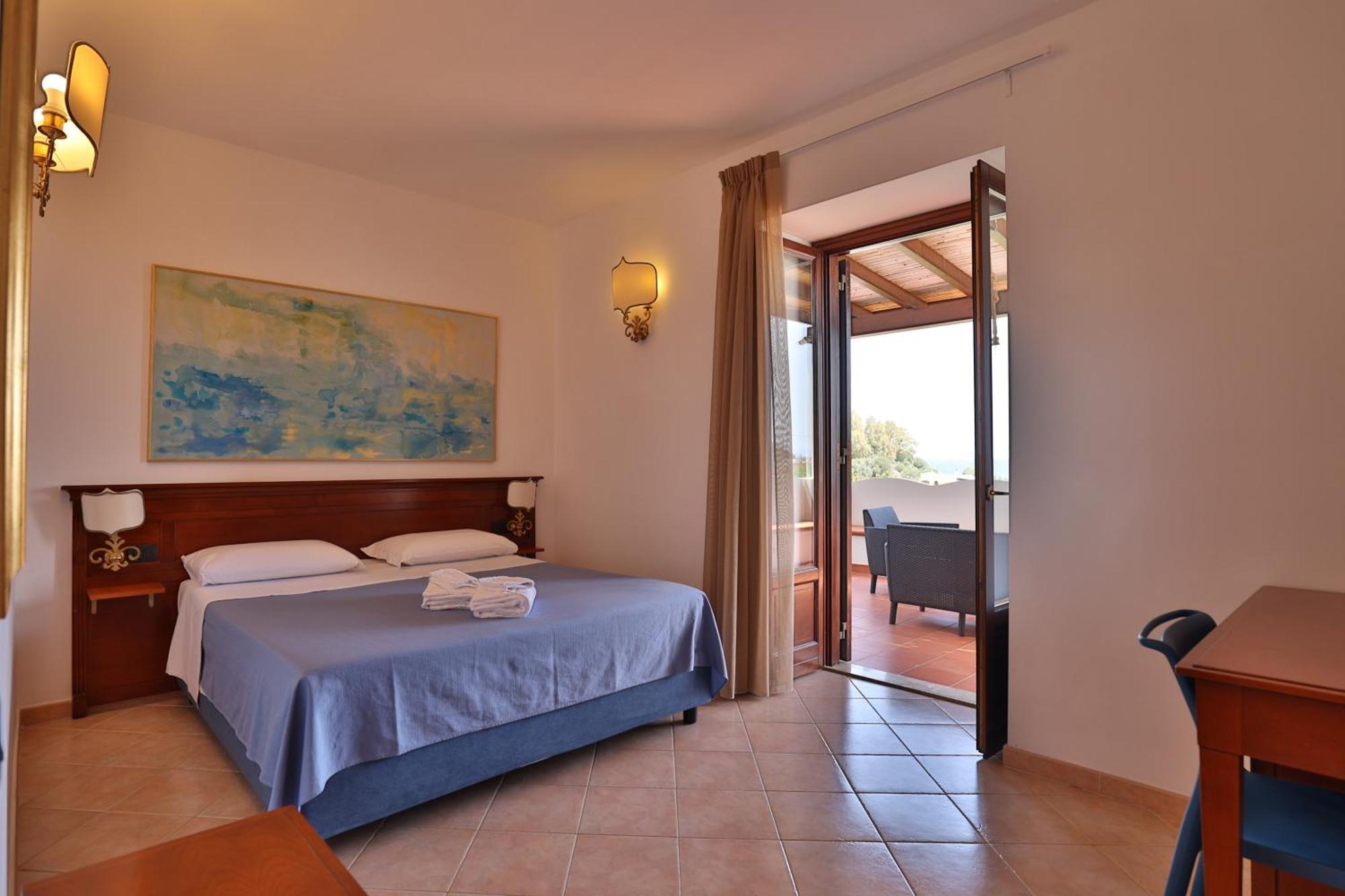Hotel Villa Cute - Hvc Lipari  Buitenkant foto
