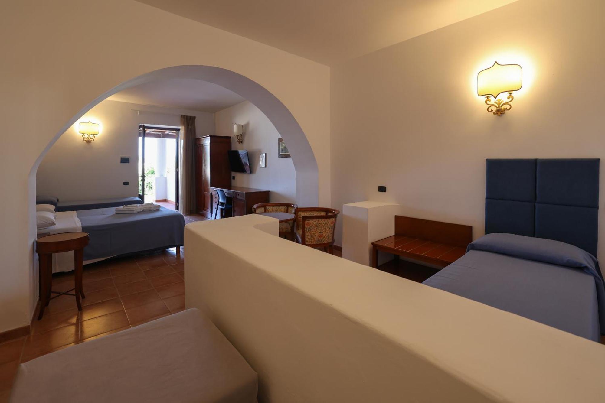 Hotel Villa Cute - Hvc Lipari  Buitenkant foto