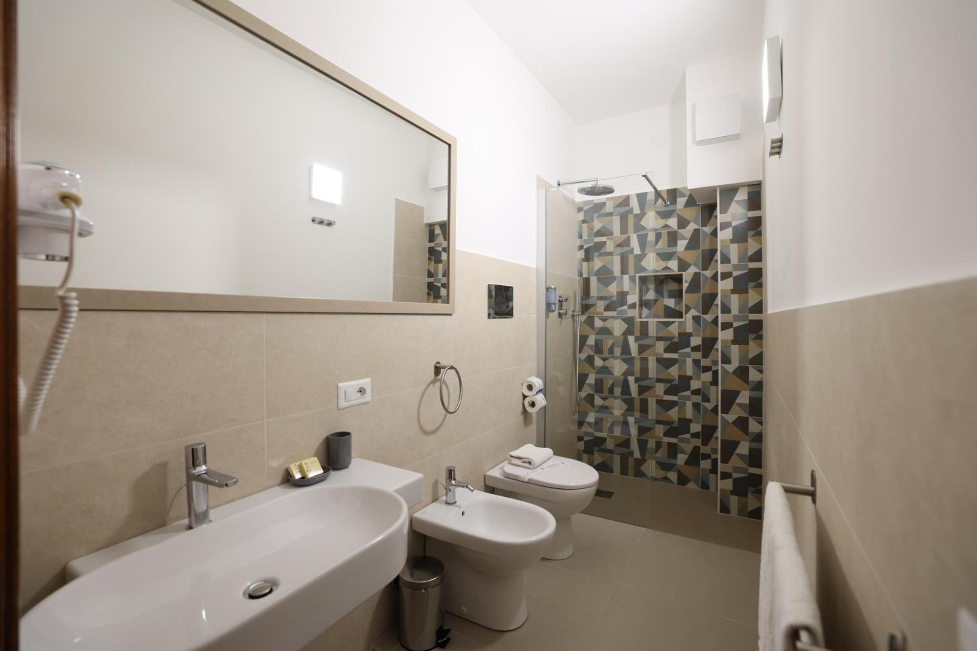Hotel Villa Cute - Hvc Lipari  Buitenkant foto